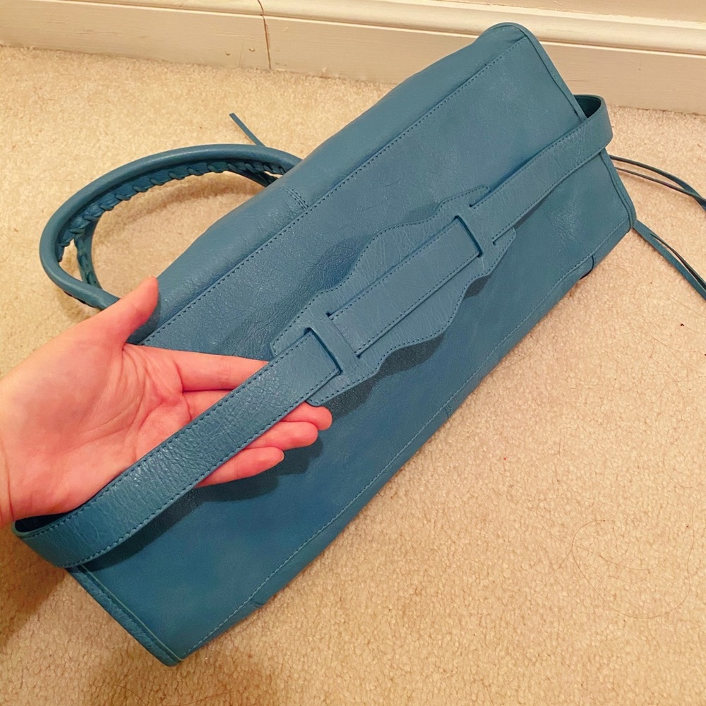 Balenciaga Turquoise Blue Leather Shoulder Bag with Braided Handles - Picture 3 of 6